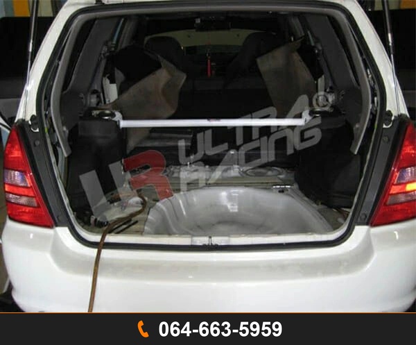 ค้ำโช้คหลัง Ultra Racing UR-RE2-675 SUBARU FORESTER