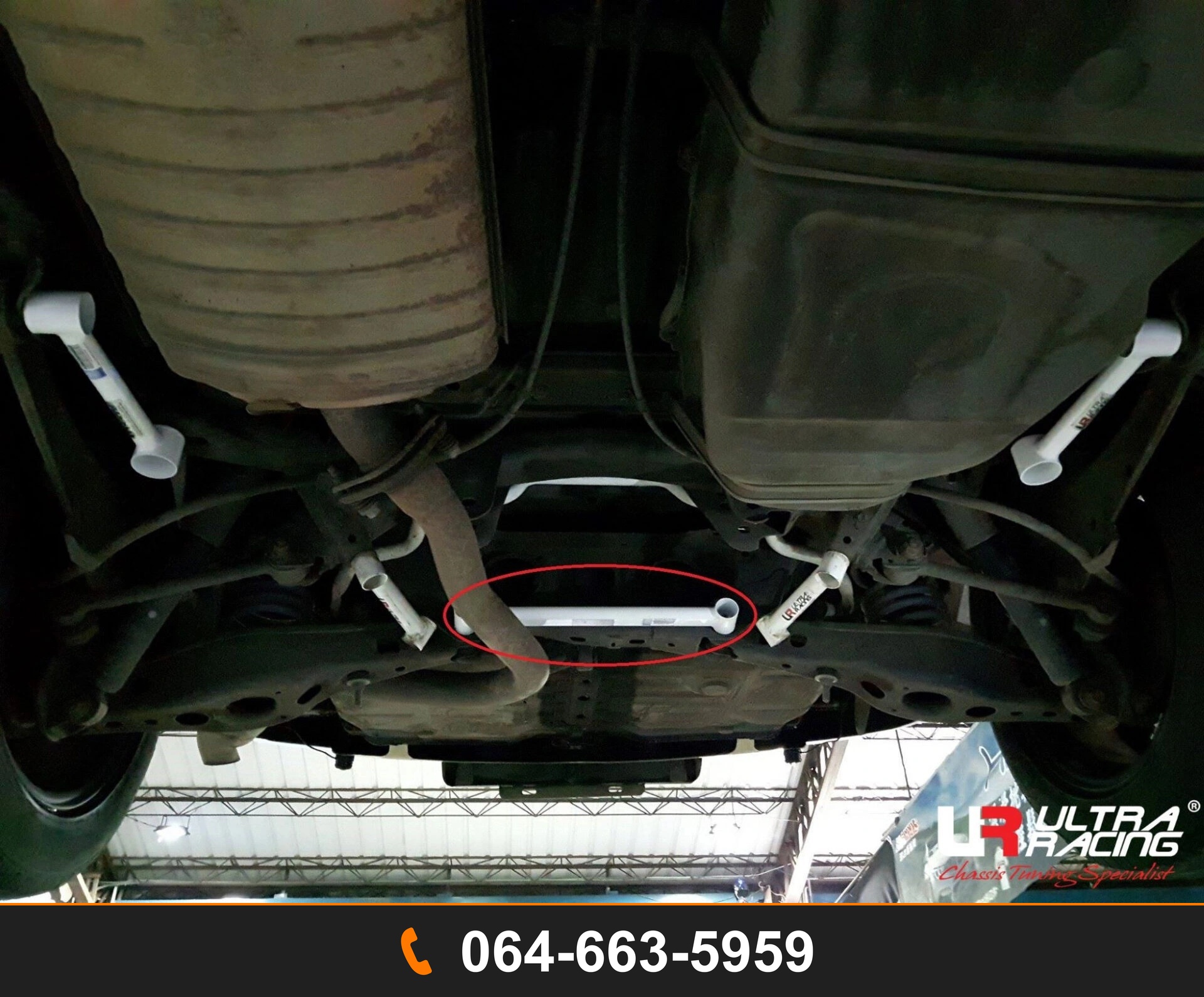 ค้ำตัวถังล่างหลัง Ultra Racing URTW-RL2-3689 TOYOTA RAV4