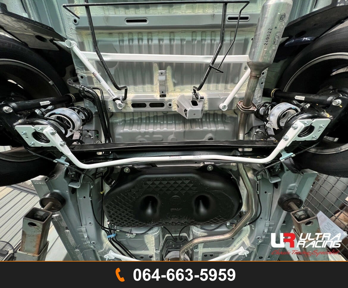 กันโคลงหลัง Ultra Racing UR-AR18-665 TOYOTA AVANZA TOYOTA VELOZ TOYOTA VIOS TOYOTA YARIS CROSS