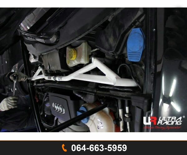 ค้ำโช้คหน้า Ultra Racing UR-TW2-1440A AUDI A6