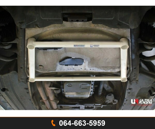 ค้ำตัวถังล่างหน้า Ultra Racing UR-LA4-1702 BMW E53