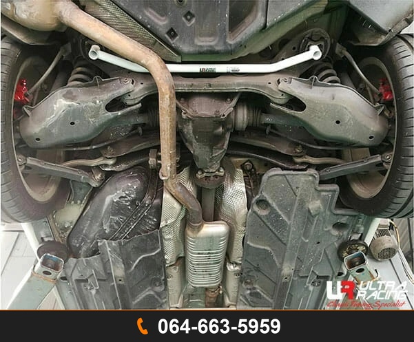 ค้ำตัวถังล่างหลัง Ultra Racing UR-RL2-3219 MERCEDES-BENZ W204 MERCEDES-BENZ W212