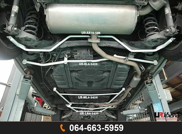 กันโคลงหลัง Ultra Racing UR-AR19-588 HONDA ODYSSEY