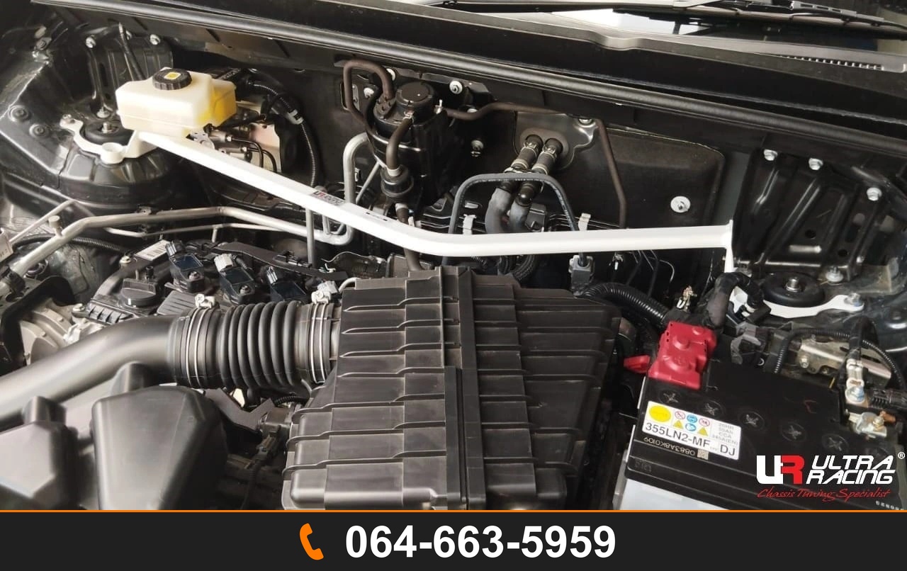 ค้ำโช้คหน้า Ultra Racing URID-TW2-4593 TOYOTA INNOVA ZENIX