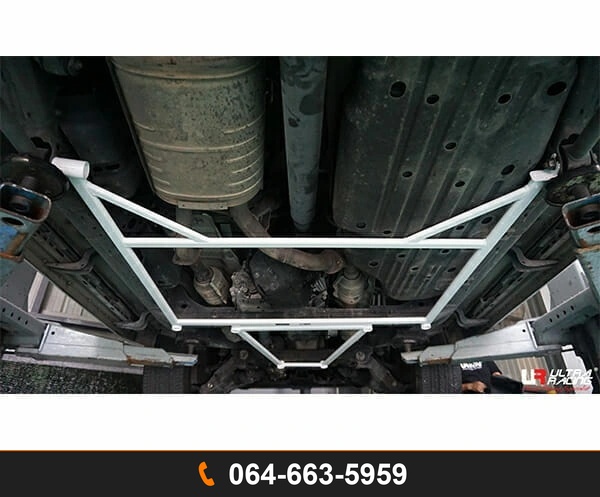 ค้ำตัวถังล่างหลัง Ultra Racing UR-RL4-3807 TOYOTA LAND CRUISER