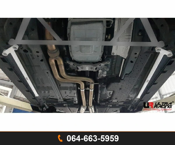ค้ำพื้นด้านข้าง Ultra Racing URKR-SD6-3302P FORD MUSTANG