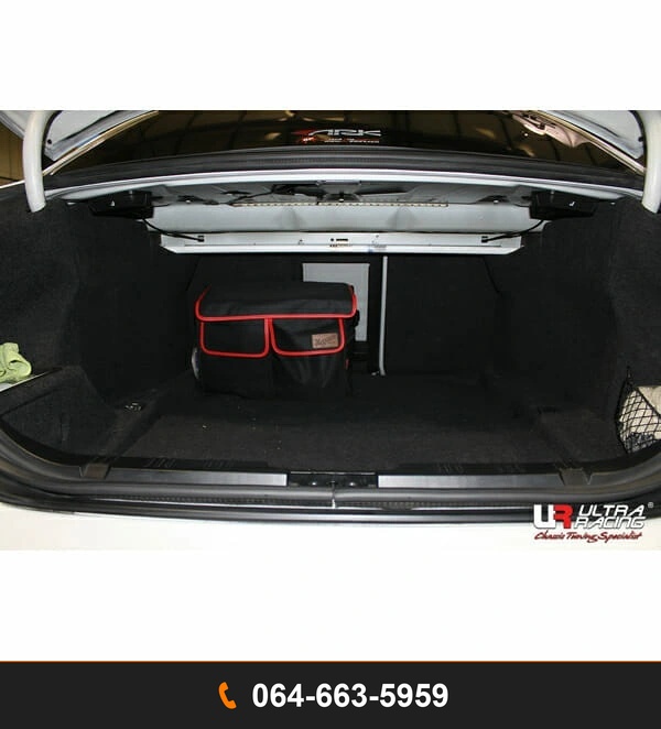 ค้ำโช้คหลัง Ultra Racing URKR-RE2-2744 BMW E60