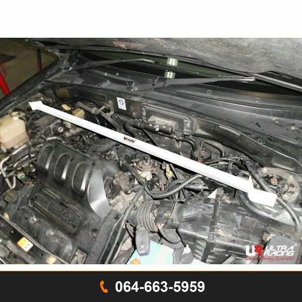 ค้ำโช้คหน้า Ultra Racing UR-TW2-1983 FORD ESCAPE