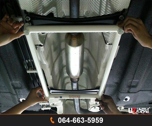 ค้ำตัวถังล่างกลาง Ultra Racing UR-ML4-949 MAZDA 3