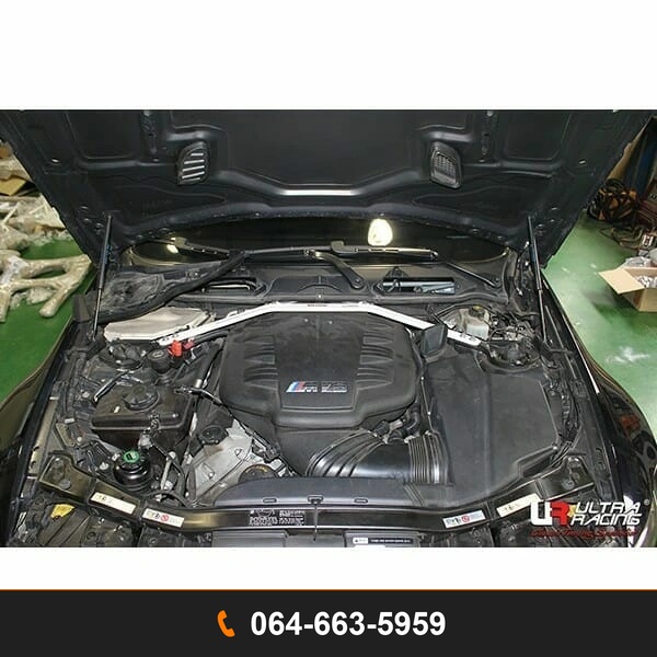 ค้ำโช้คหน้า Ultra Racing URKR-TW4-2757 BMW E90 BMW E92