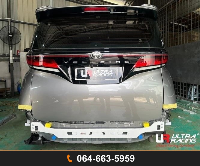 คานเสริมท้าย Ultra Racing UR-CR2-4602 TOYOTA VELLFIRE