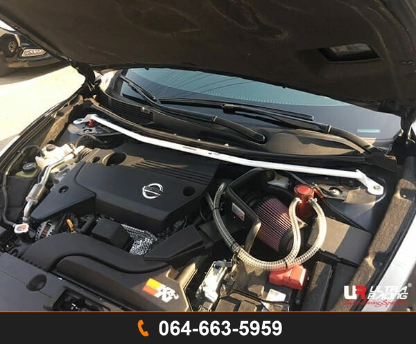ค้ำโช้คหน้า Ultra Racing UR-TW2-3737 NISSAN TEANA