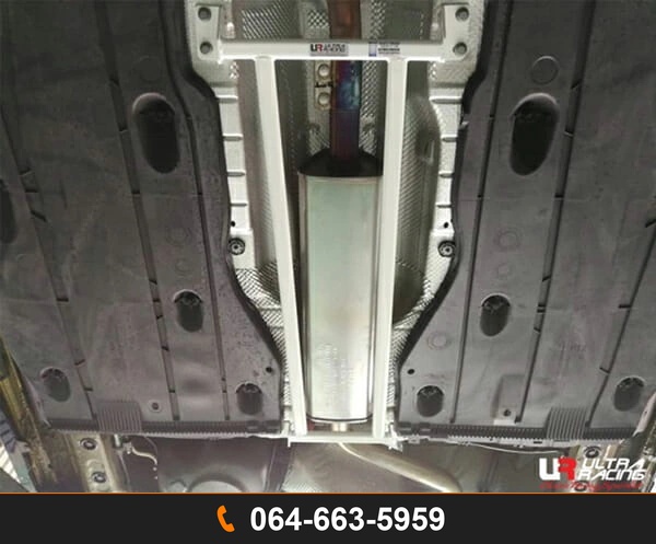 ค้ำตัวถังล่างกลาง Ultra Racing URKR-ML4-2687 AUDI A3 VOLKSWAGEN GOLF GTI