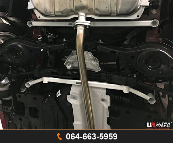 ค้ำตัวถังล่างหลัง Ultra Racing UR-RL2-3181 MAZDA 3